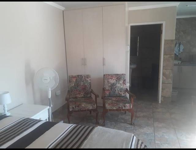 1 BEDROOM PROPERTY TO RENT IN POTCHEFSTROOM CENTRAL